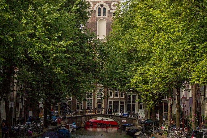 Anne Frank Private Bike Tour in Amsterdam - Spinoza Monument: a short stop with a reason