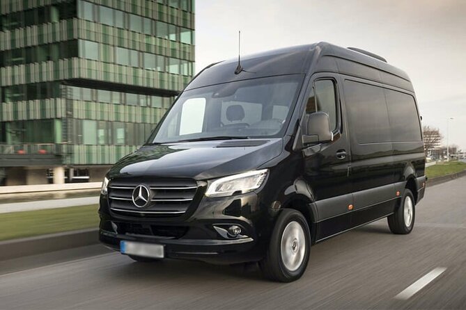 Arrival Private Transfer Amsterdam Airport to Amsterdam City Center by Minibus - Timing in Amsterdam: 25 Minutes Can Become 45