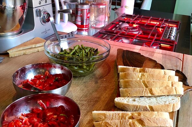 Authentic Italian Dinner in Cozy Canal Home in Amsterdam - Price and value: is $154.96 a good deal?