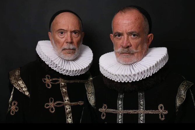 Become a Dutch Art Piece Photo Shoot in Amsterdam - Single Portrait - Building the shoot into your day near Dam Square and the Nieuwe Kerk