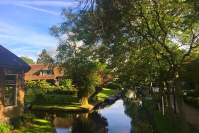 Best of Dutch Countryside: Giethoorn, Windmills, Secret Villages - The wooden clog workshop at Kooijman: craft you can see with your own eyes