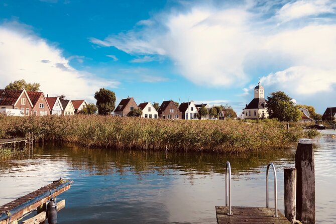 Best of Dutch Countryside: Giethoorn, Windmills, Secret Villages - Guide Alex and small-group pacing: why 8 people feels better than 30
