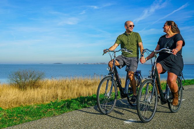 Bike rental Volendam - Explore the Countryside of Amsterdam - Why Volendam by bike is such a smart move