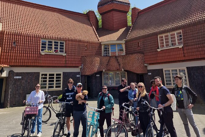 Bill's Bike Tour Amsterdam - Culture, Liberalism & Tolerance - Why this Amsterdam bike tour feels different