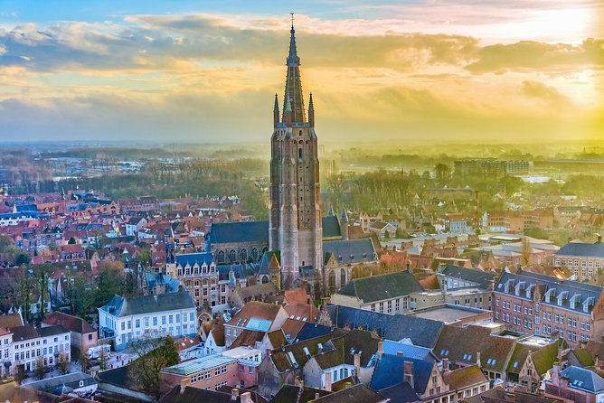 Bruges bus tour from Amsterdam - Beer stories on Walplein and the medieval houses of Stoofstraat