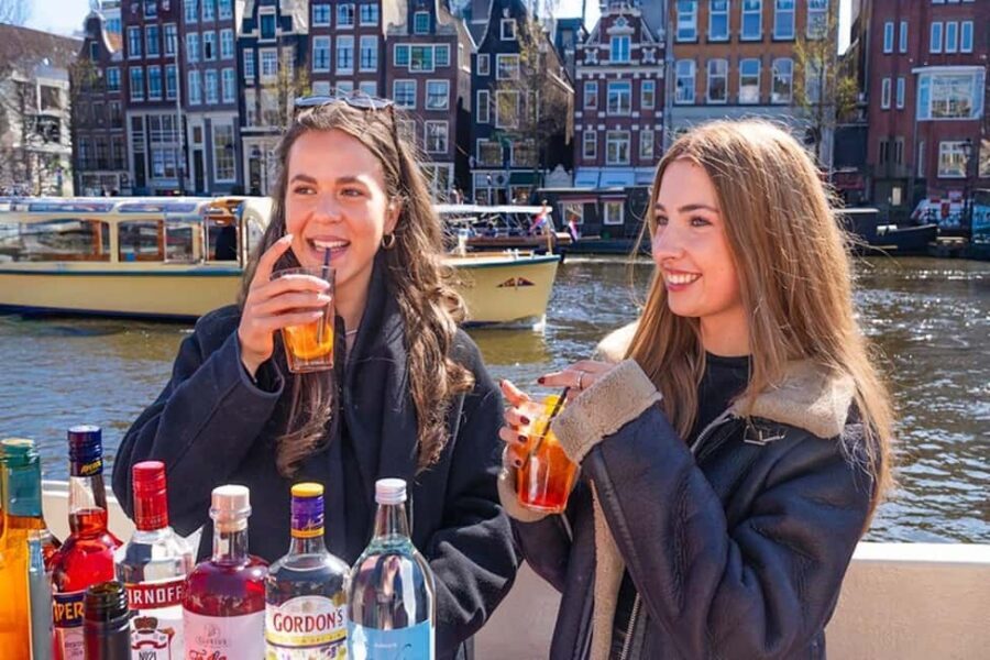 CHEESE AND DRINKS TOUR: A TASTE OF AMSTERDAM ON THE CANALS - Price and value: what $36 buys you on this Amsterdam hour