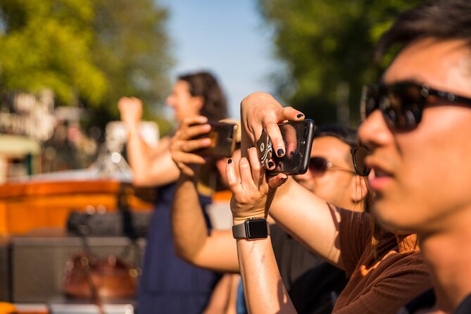 Classic Salonboat Tour in Amsterdam Including Cheese and Wine - Cheese and wine: what’s included and how to make it enjoyable