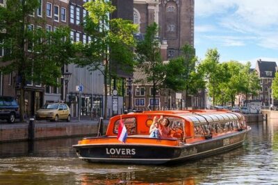 Combo Ticket: Xtracold Icebar Amsterdam and 1-Hour Canal Cruise - The 3-Drink Setup and Why It Works