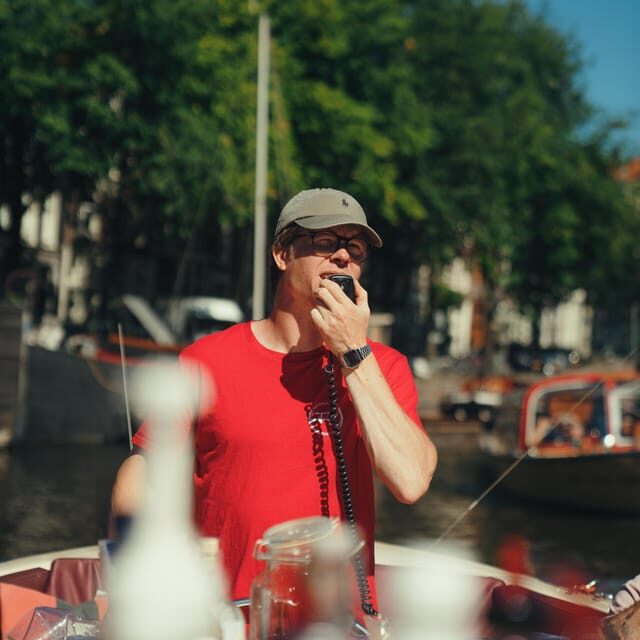 COZY AND FUN CANAL TOUR: A UNIQUE JOURNEY THROUGH AMSTERDAM - Who should book this canal tour (and who might not)