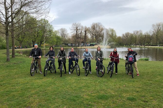 Daily group bike tour in Spanish. - Oud West Quick Cut: Cafés and a Trendier Amsterdam Moment
