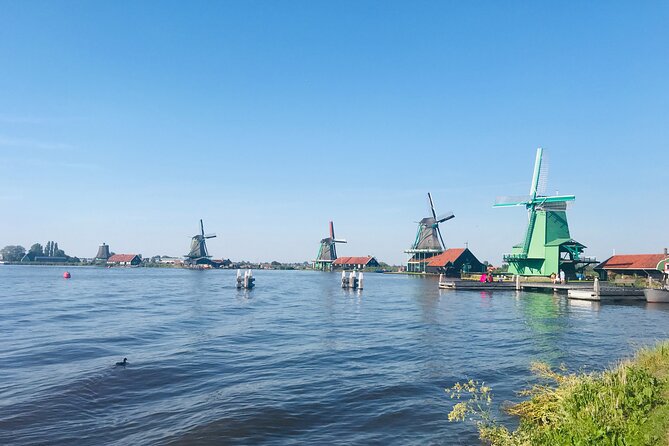 Day Tour Giethoorn, Afsluitdijk and Zaanse Schans with Boat Cruise - Zaanse Schans: Cheese, Clogs, and Diamonds (With Real Demonstrations)