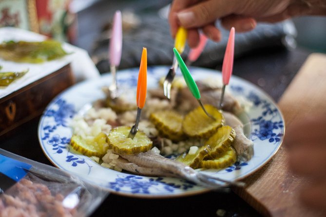 Discover Amsterdam's Culinary Scene: Morning Food Tour - Timing, Walking Pace, and Getting There by Transit