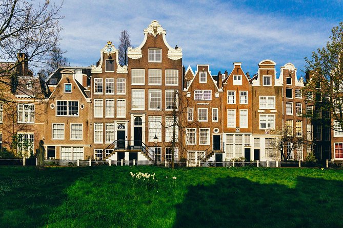 Drinks & Bites in Amsterdam Private Tour - Meeting point and pacing: Westermarkt to a satisfying end