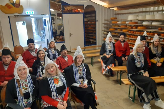 Dutch Experience in Volendam with Traditional Outfits - Simonehoeve in Katwoude: a quick trip that feels genuinely Dutch