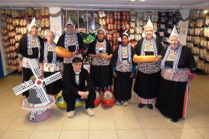 Dutch Experience in Volendam with Traditional Outfits - Timing and pacing: 30 minutes to 2 hours without rushing you