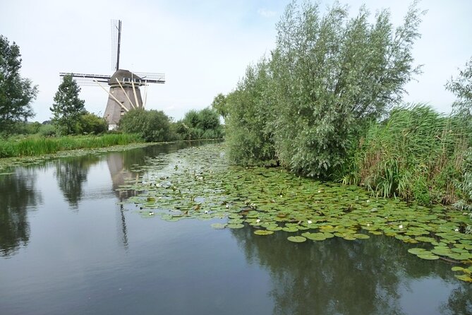 E-Bike PRIVATE tour Countryside of Amsterdam Volendam Marken - Marken: the hamlet feeling and a slower pace