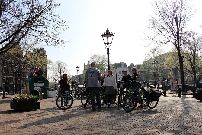 E-Bike Tour, Amsterdam's Highlights and Hidden Gems - E-Bikes in Amsterdam: how this 2.5-hour loop really works