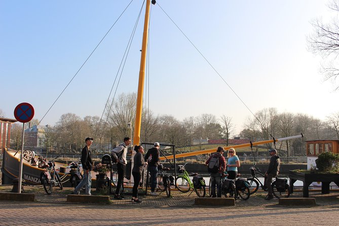 E-Bike Tour, Amsterdam's Highlights and Hidden Gems - Over the Grachtengordel and through Vondelpark: where the ride earns its keep