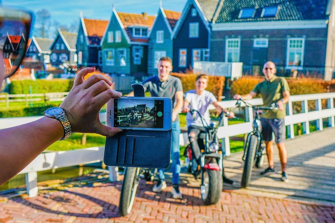E-fatbike rental Volendam - Countryside of Amsterdam - Volendam’s old harbour start: getting rolling without a fixed itinerary