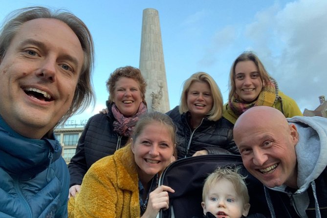 e-Scavenger hunt Amsterdam: Explore the city at your own pace - Stop-by-stop: 14 landmarks, clues, and what to watch for