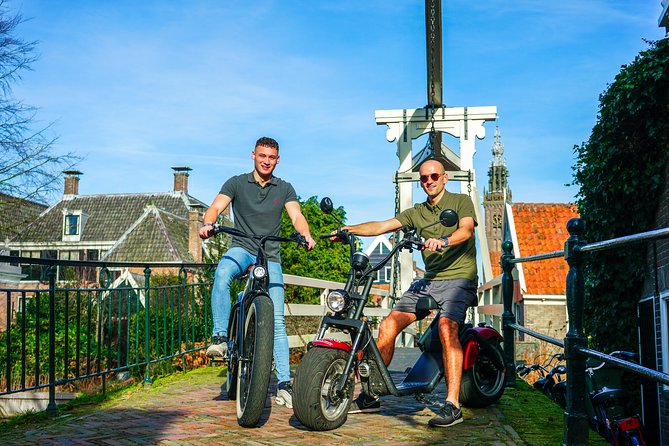 E-scooter rental Volendam - Countryside of Amsterdam - From Volendam’s old harbour: start easy, ride smart