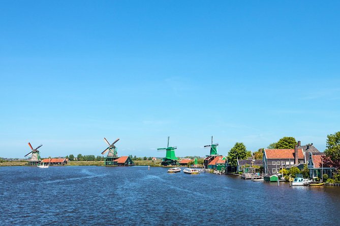 Excursion to the mills of Zaanse Schans - Price and logistics: why $22.06 can feel like good value