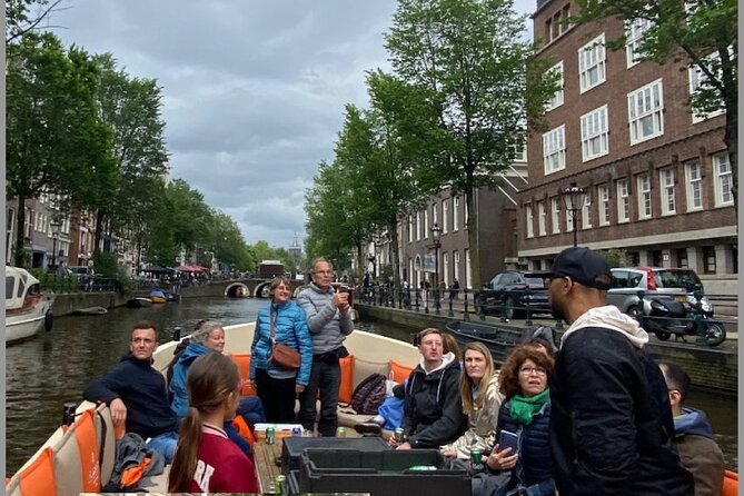 Explore Amsterdam by Bike in the Company of a French Local Guide - Vondelpark and the Negen Straatjes: The Sweet Spot Between Green and Shopping Streets
