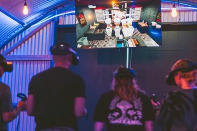 Free Roam VR in Amsterdam – Immerse Yourself in a Virtual World! - The 1-hour flow: what your time at the venue is likely to feel like
