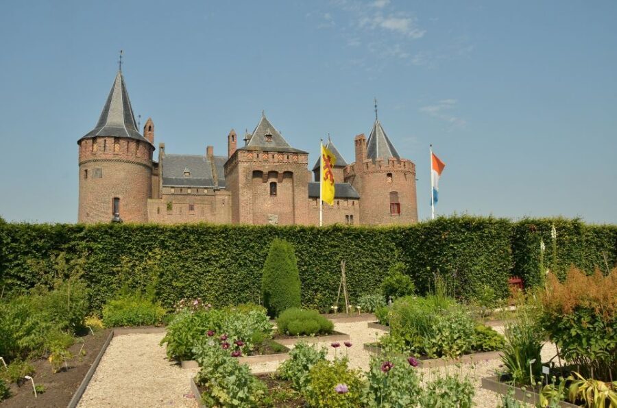 From Amsterdam: Amsterdam Castle Muiderslot Private Tour - Why Muiderslot Works as a Short Day Trip From Amsterdam