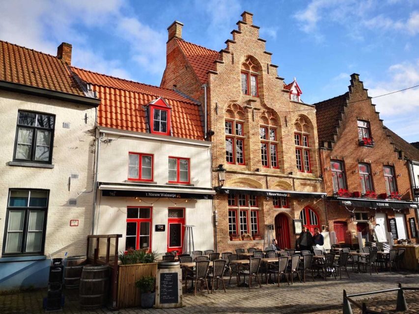 From Amsterdam: Bruges Day Trip in English with Boat Option - Grote Markt Free Time: Lunch, Chocolate, Lace, and a Reset