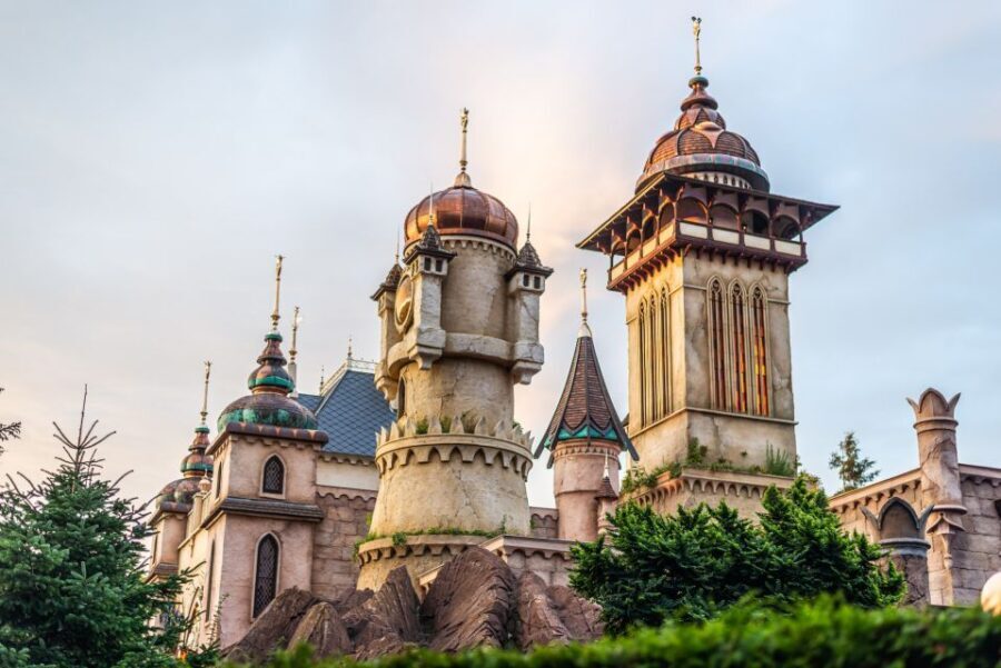 From Amsterdam: Day Trip to Efteling Theme Park with Ticket - Entering Efteling with more time: tickets, skip-the-line, and the 10-hour reality