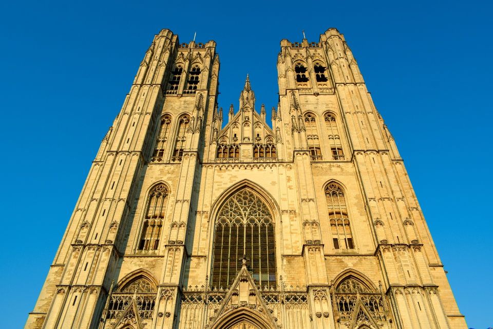 From Amsterdam: Private Sightseeing Tour to Brussels - Limousine transfer with Wi‑Fi and water: the stress-free part