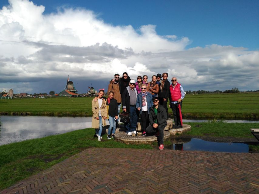 From Amsterdam: Windmills of Zaanse Schans Tour - Free time in Zaanse Schans: how to use the 2.5 hours well