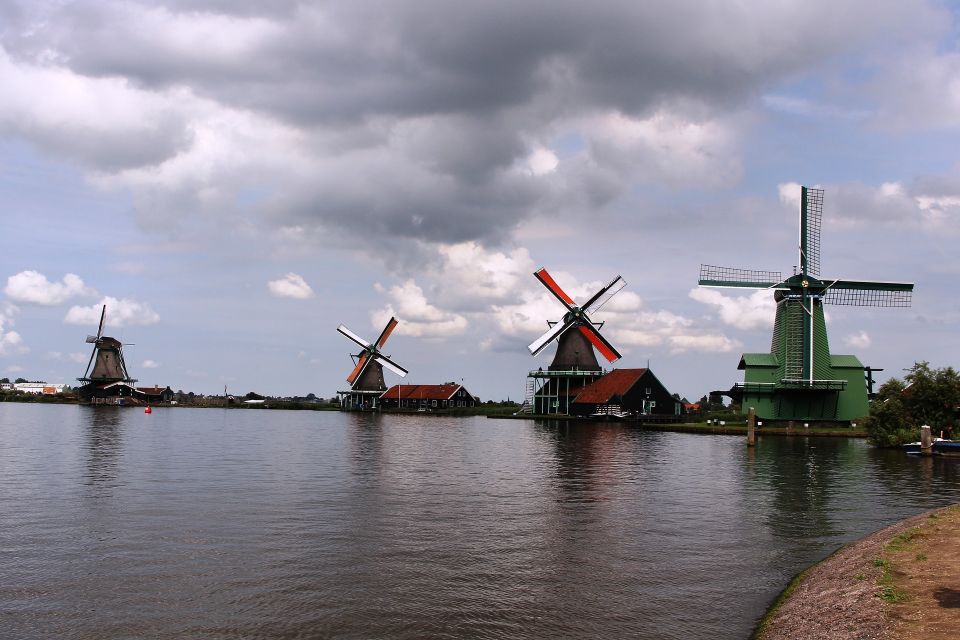 From Amsterdam: Windmills & Volendam Private Tour - Inside the Windmill Village: What the Shops Are Good For