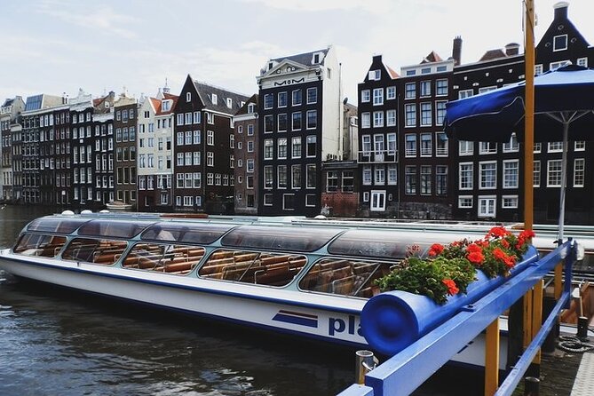 Full-Day Trip From Amsterdam to Keukenhof, Zaanse Schans + Cruise - Kooijman clogs workshop: fast, hands-on, and surprisingly fun