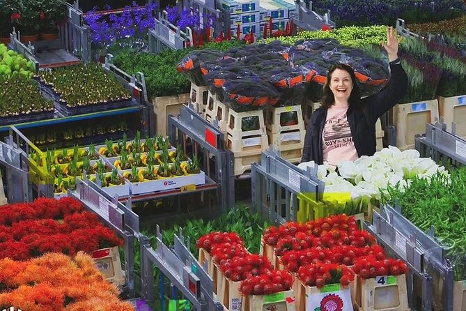 Full-Day Trip From Amsterdam to Keukenhof, Zaanse Schans + Cruise - Catharina Hoeve cheese farm: tasting young vs old and learning what makes them different