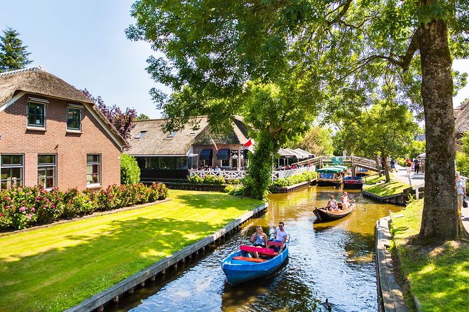Giethoorn and Afsluitdijk Day Trip from Amsterdam with Boat Trip - Who this trip suits (and who might want a different plan)
