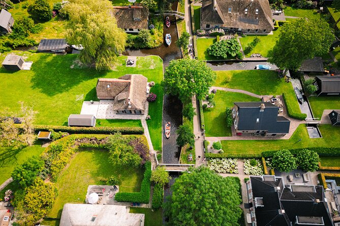 Giethoorn and Afsluitdijk Day Trip from Amsterdam with Boat Trip - Tips to make the day smoother