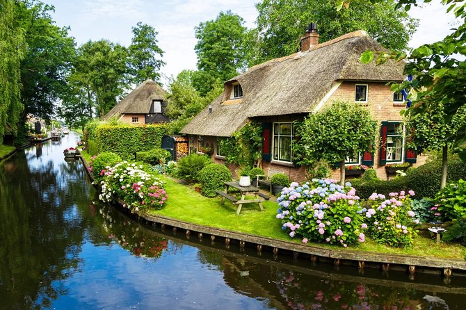 Giethoorn Private Tour & Boat Trip - 6 Things You’ll Like About This Giethoorn Private Boat Day Trip