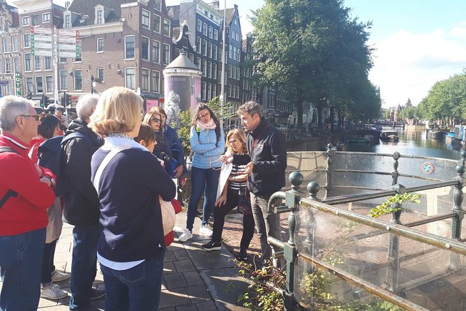 Historical tour of Amsterdam with Italian guide - Where the tour starts and why the timing works