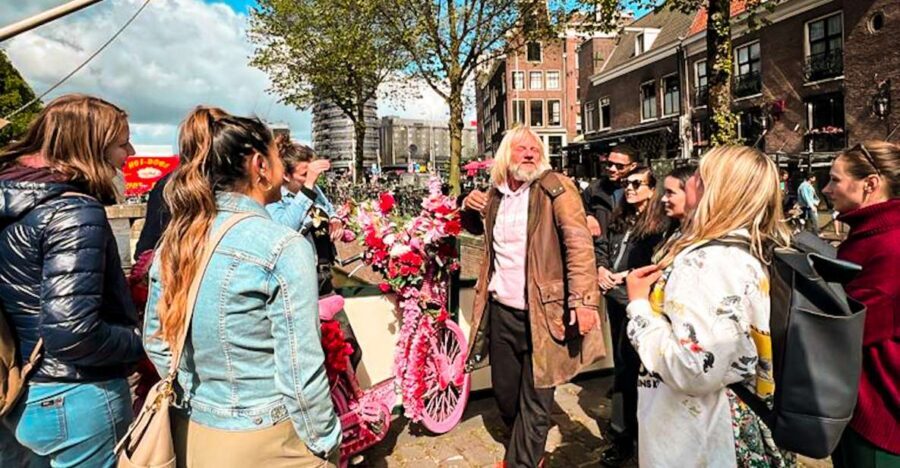 Humans of Amsterdam - Small group cultural walking tour - Homomonument Start: 4 hours built for the city’s real voice