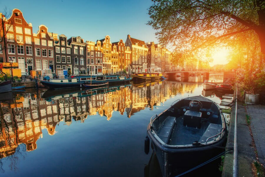 Jordaan, Anne Frank and Leidseplein tour in English - Key highlights worth planning for