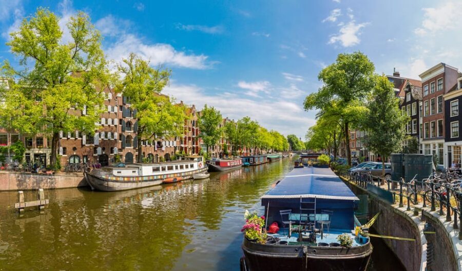 Jordaan, Anne Frank and Leidseplein tour in English - Jordaan walking tour: brown cafés and real neighborhood energy