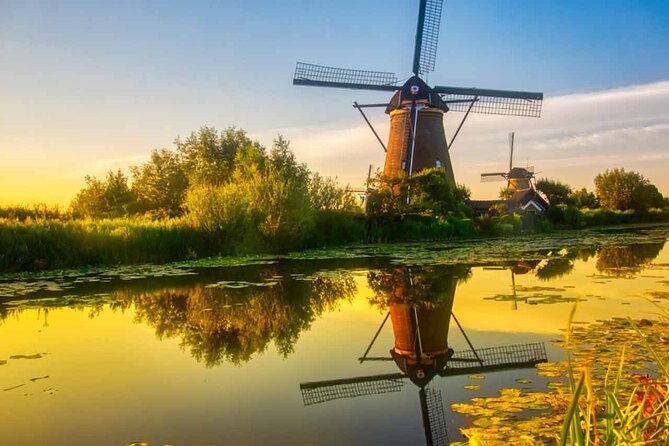 Kinderdijk Windmills and Delft Small-Group Tour from Amsterdam - The morning logistics: 8:00am pickup, small group size, and mobile tickets
