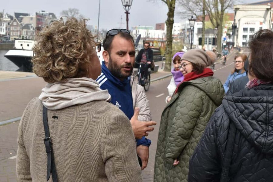 Liberal Amsterdam: Small-Group Walking Tour & Anne Frank VR - Value check: what $33 gets you in Amsterdam time