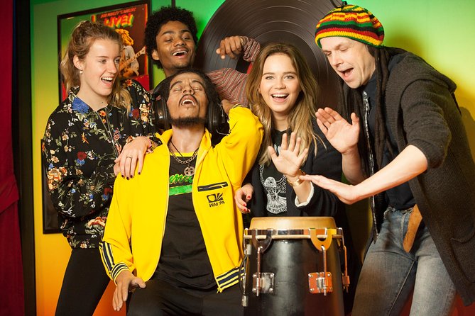 Madame Tussauds Amsterdam & 1-Hour Canal Cruise - What you’ll feel during the cruise: informed sightseeing without the headache