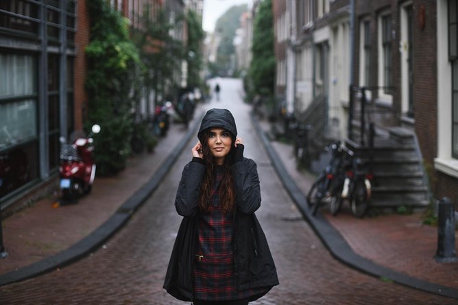 Personal Travel and Vacation Photographer Tour in Amsterdam - Timing, meeting point, and the small logistics that matter