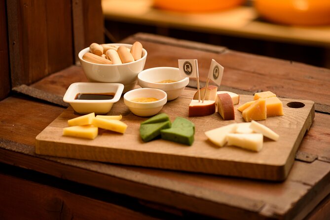 Premium Cheese Tasting with Wine and Beer Pairing - The 1-Hour Flow: What Happens Once You Sit Down