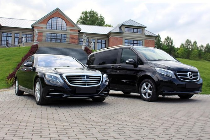 Private Amsterdam Departure Transfer to AMS Schiphol Airport - Timing strategy: why 2.5–3 hours early is the smart move
