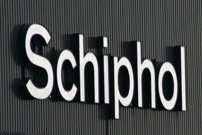 Private Amsterdam Departure Transfer to AMS Schiphol Airport - Luxury Mercedes (sedan or minivan) and what that means for comfort